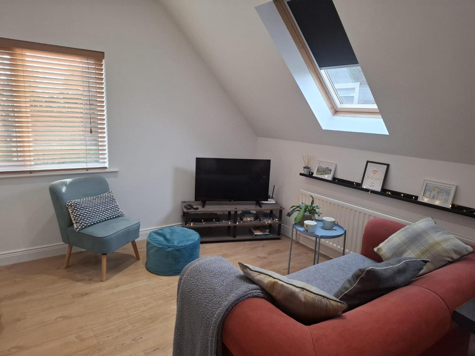 The Loft At 522 Apartment Woodburn  Bagian luar foto
